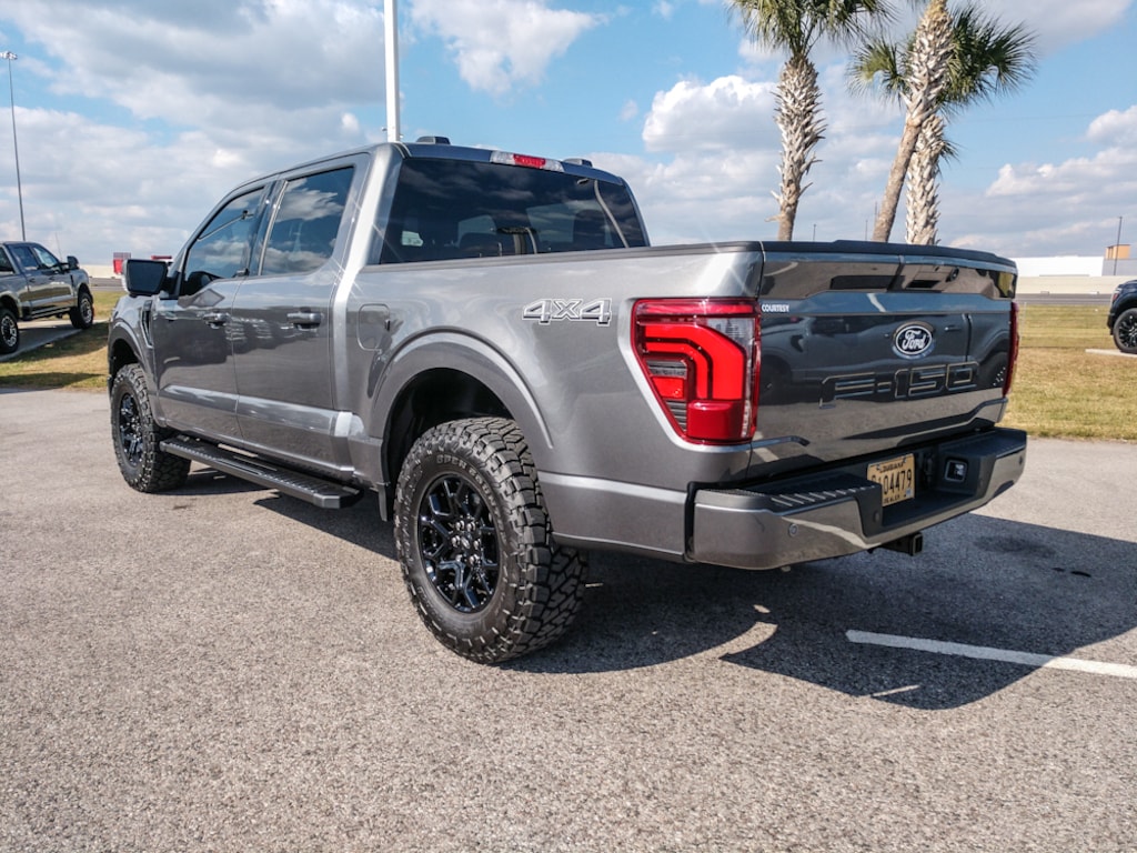 New 2025 Ford F-150 Lariat Truck SuperCrew Cab
