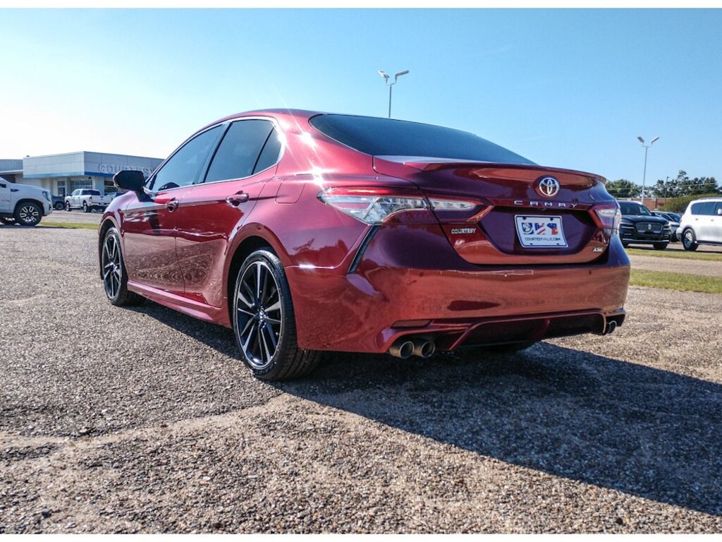 Used 2018 Toyota Camry XSE Sedan