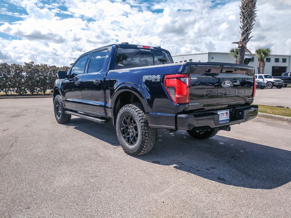 New 2025 Ford F-150 XLT Truck SuperCrew Cab