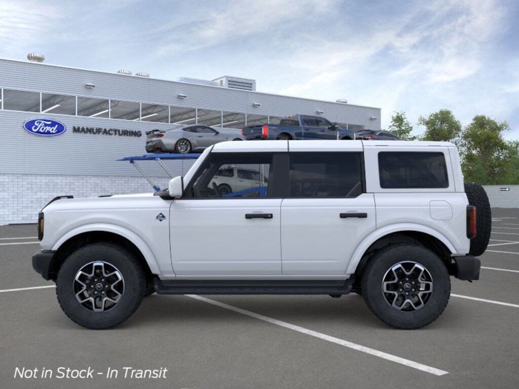 New 2026 Ford Bronco Outer Banks SUV