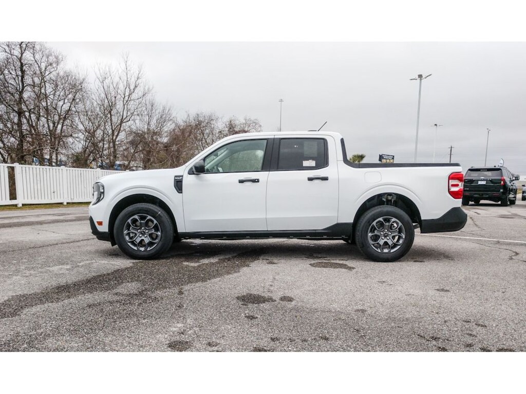New 2025 Ford Maverick XLT Truck SuperCrew