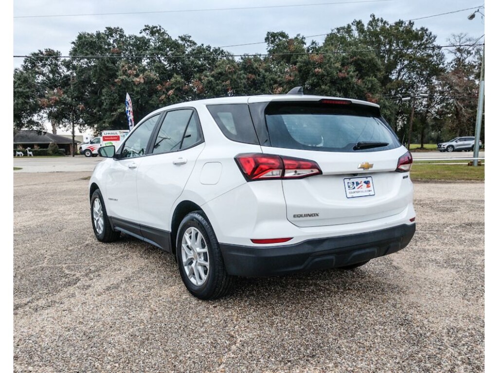 Used 2022 Chevrolet Equinox LS SUV