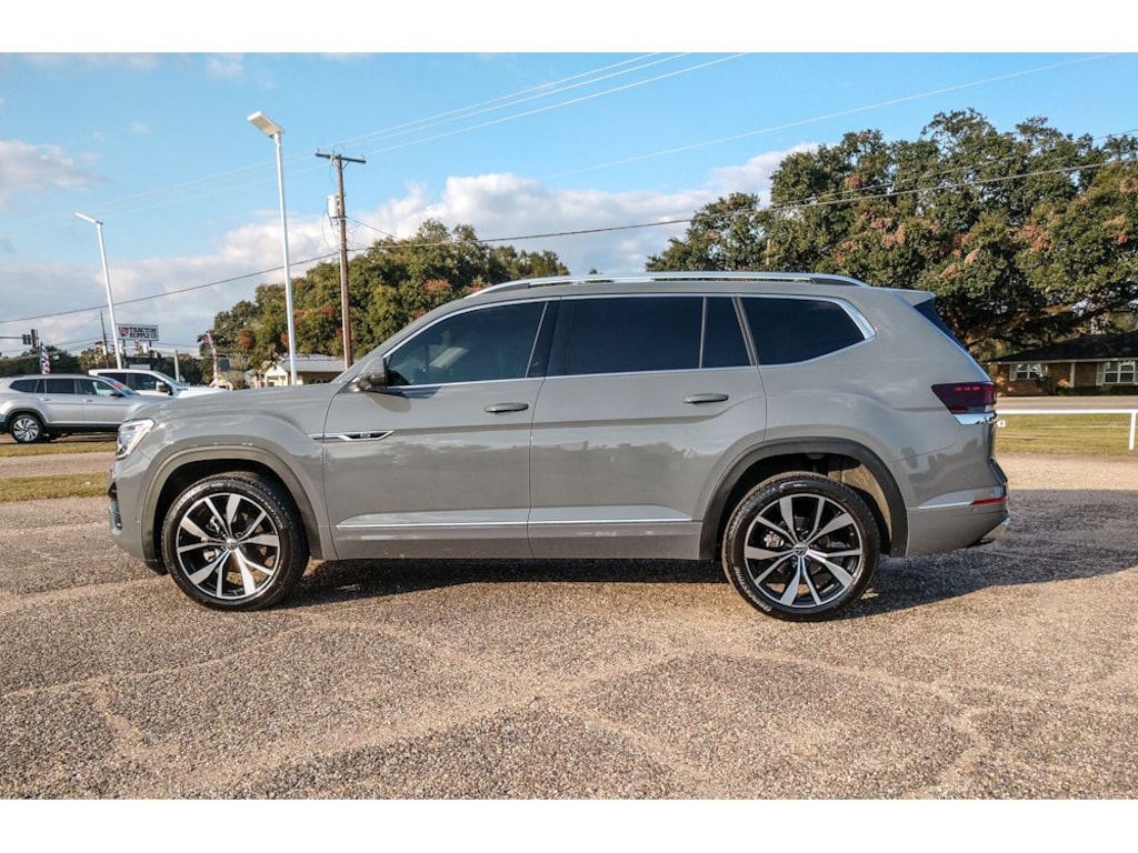 Used 2025 Volkswagen Atlas 2.0T SEL Premium R-Line SUV