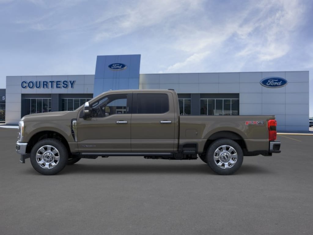New 2026 Ford F-250 Lariat Truck Crew Cab