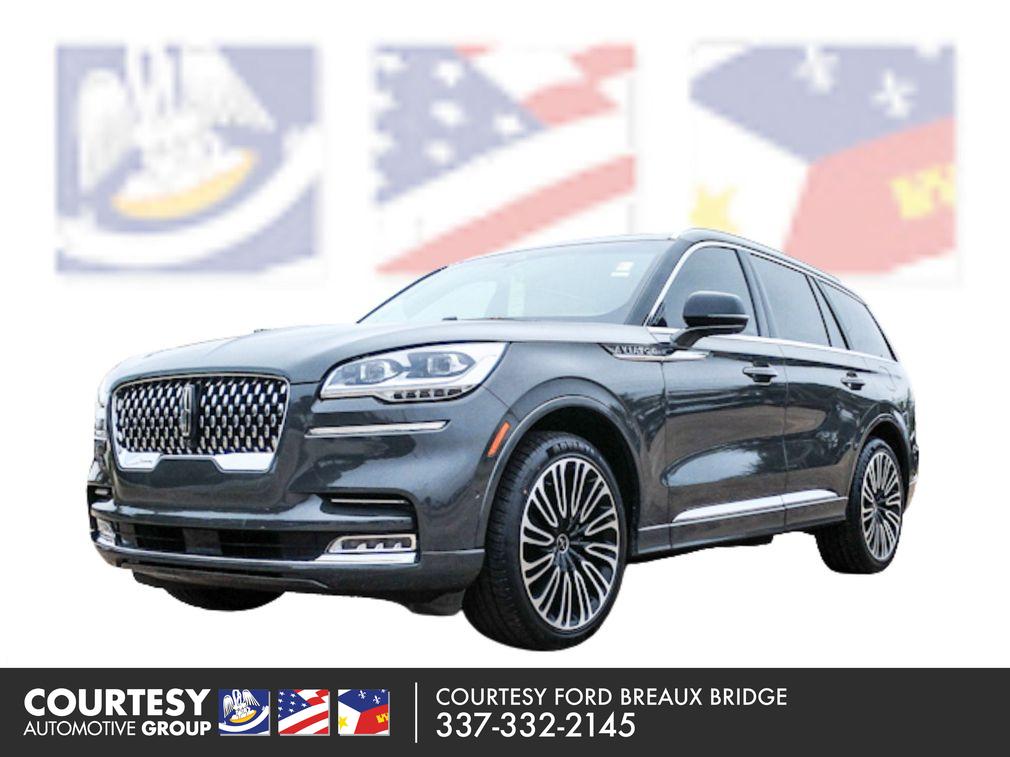 2023 Lincoln Aviator Black Label's photo