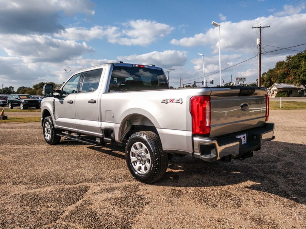 Used 2024 Ford F-250 XLT Crew Cab