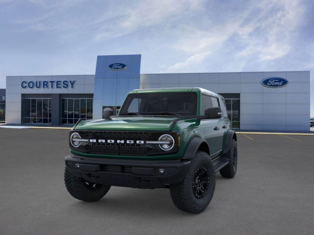 New 2025 Ford Bronco Outer Banks SUV