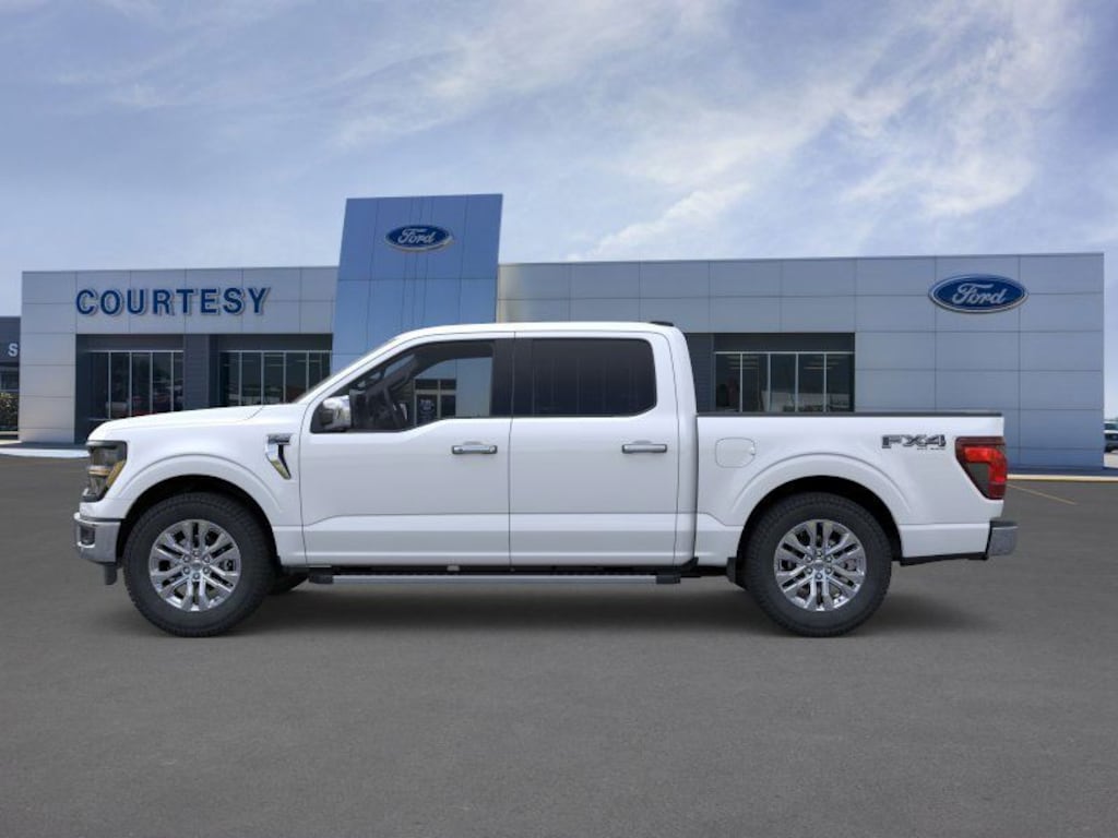 New 2025 Ford F-150 XLT Truck SuperCrew Cab