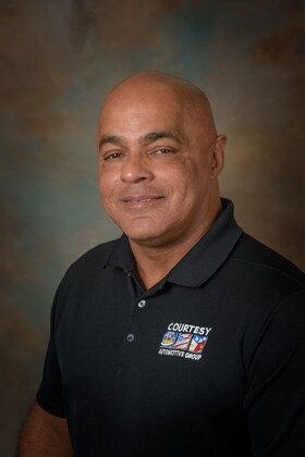 Staff member Shannon Comeaux from e207447384bd