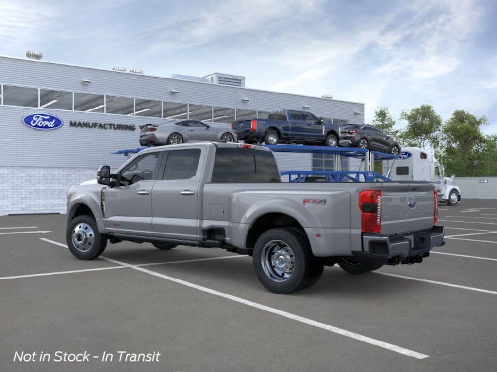 New 2026 Ford F-450 Lariat Truck Crew Cab