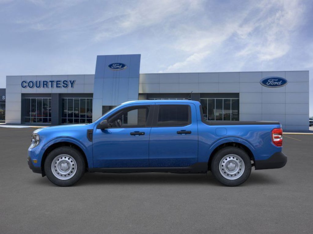 New 2025 Ford Maverick XL Truck SuperCrew