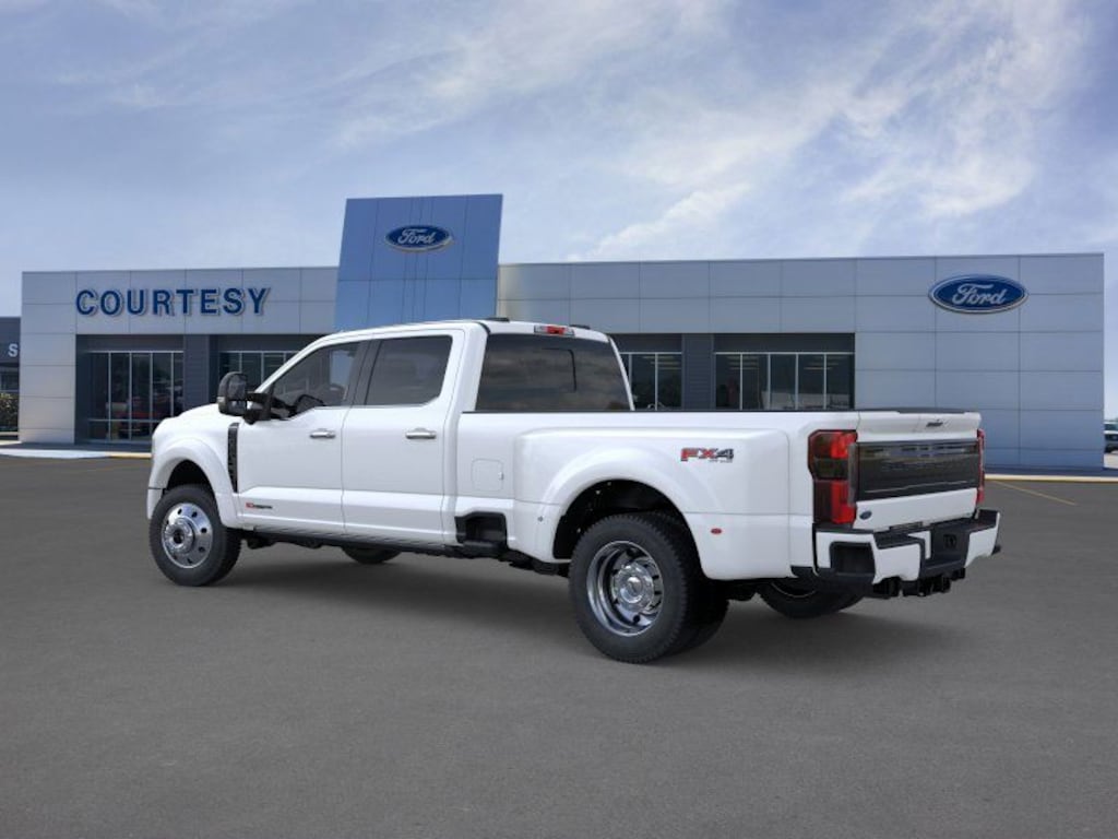 New 2026 Ford F-450 Platinum Truck Crew Cab