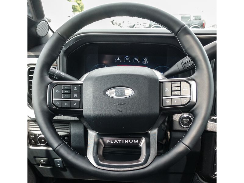 2026 Ford F-350 Super Duty Platinum - Photo 15