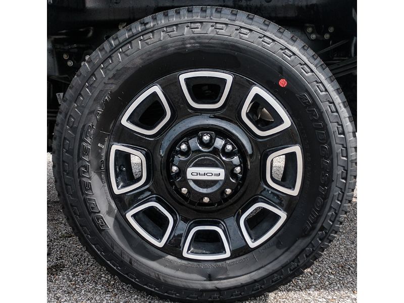 2026 Ford F-350 Super Duty Platinum - Photo 7