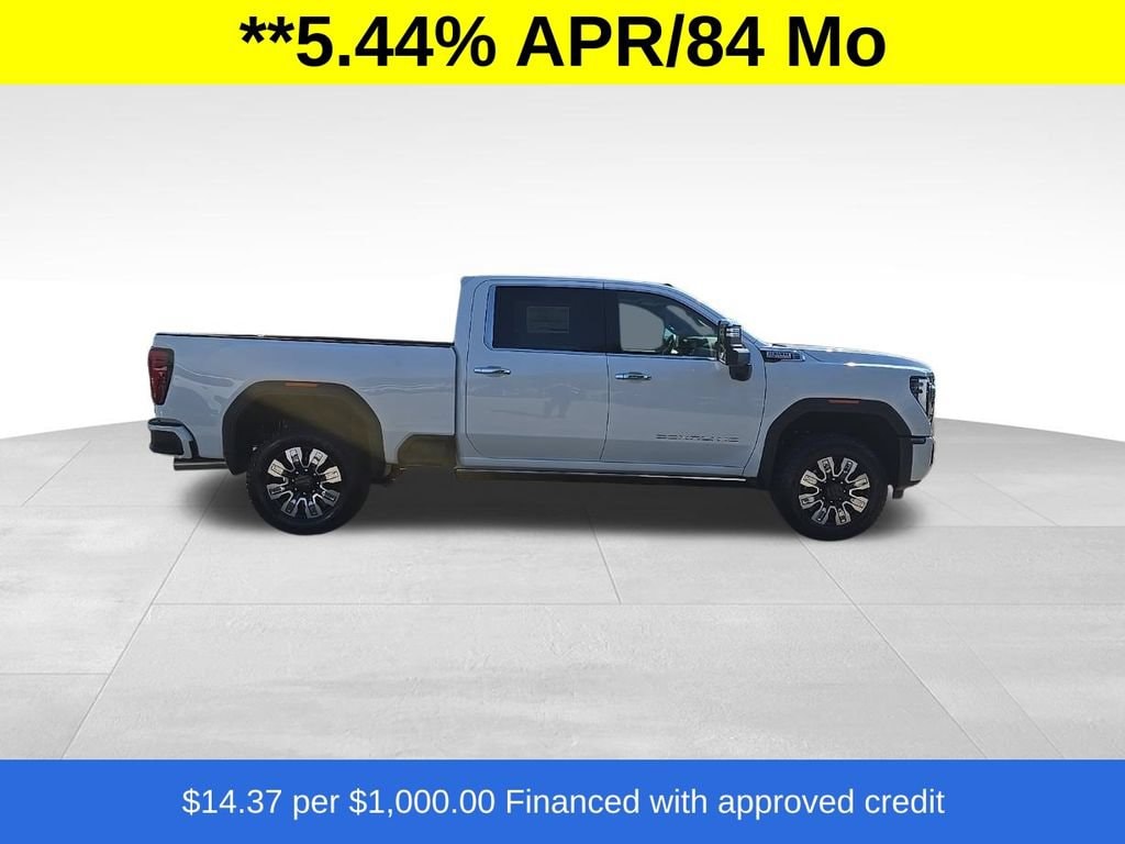 2026 GMC Sierra 3500HD Denali - Photo 8