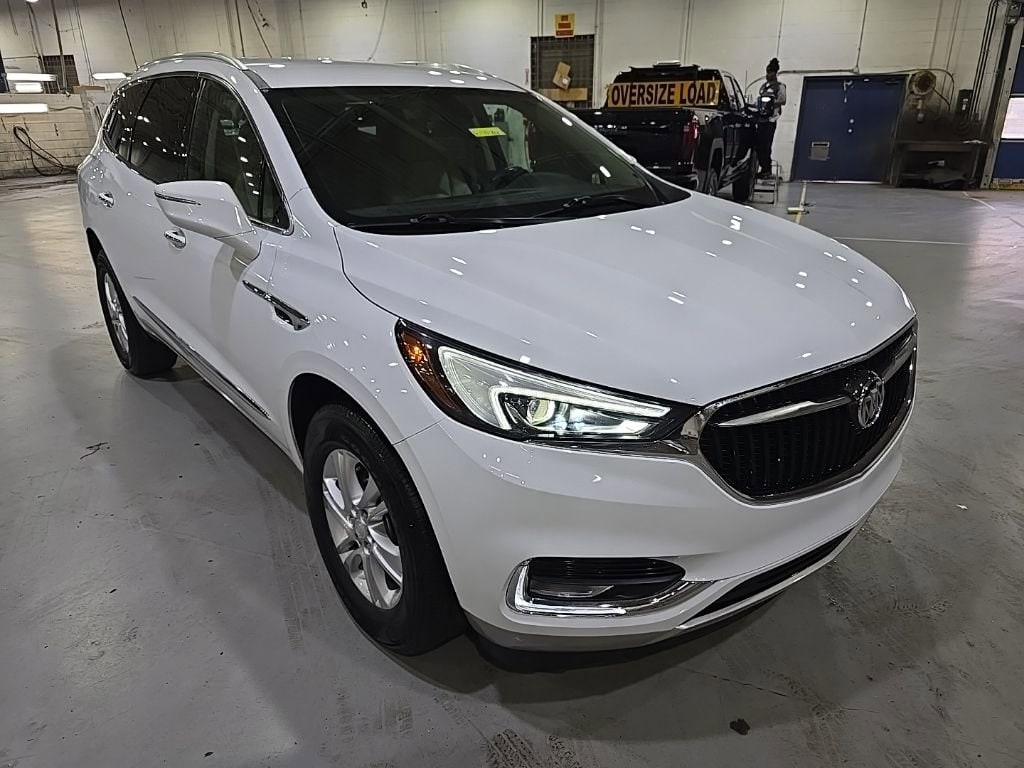 2021 Buick Enclave Essence's photo