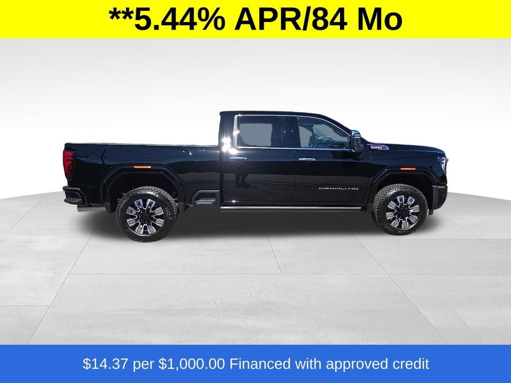2026 GMC Sierra 3500HD Denali - Photo 7