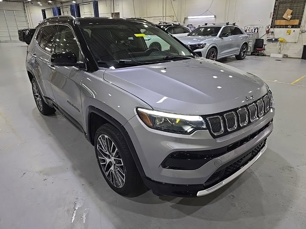 2022 Jeep Compass Limited 4X4's photo