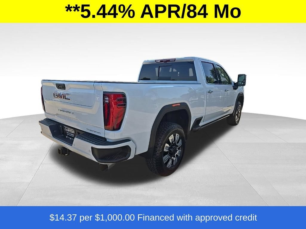 2026 GMC Sierra 3500HD Denali - Photo 7