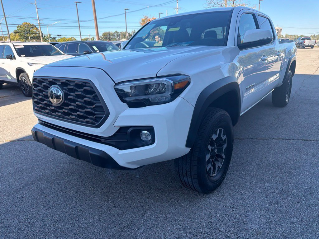 2022 Toyota Tacoma 4WD SR5