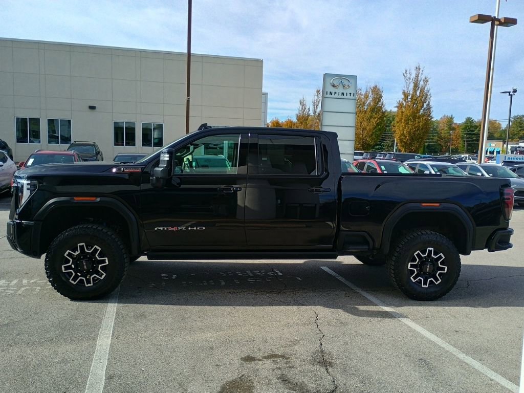 2025 Gmc Sierra HD AT4X photo 4
