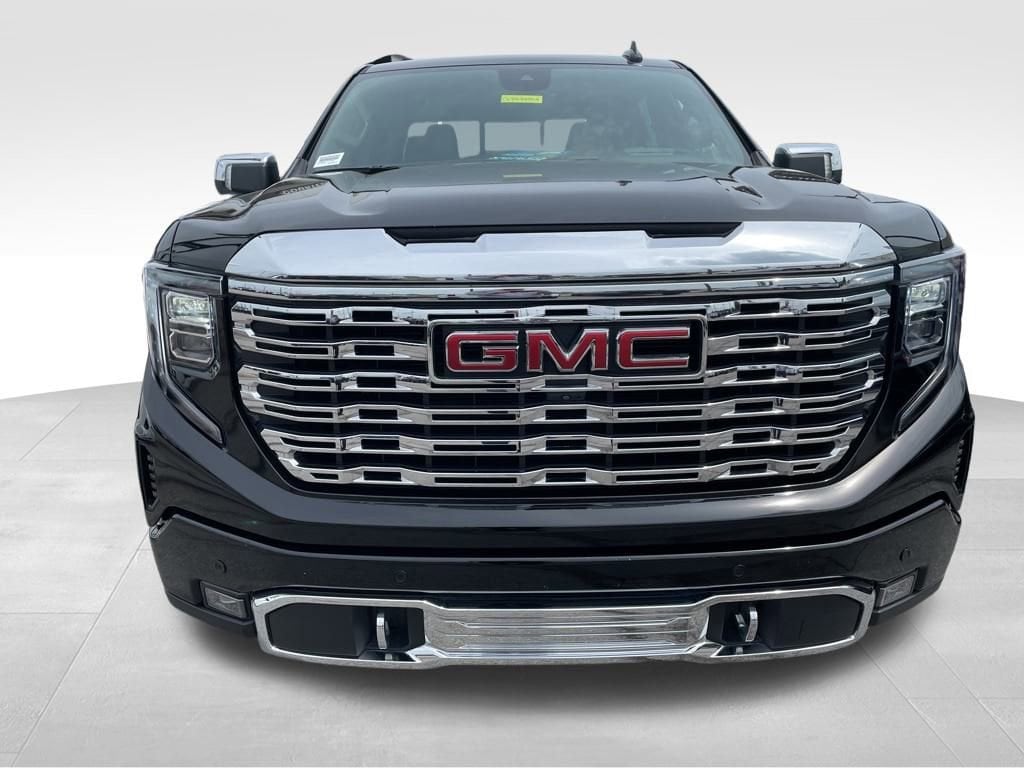 Used 2023 GMC Sierra 1500 Denali Denali with VIN 1GTUUGEL1PZ132899 for sale in Louisville, KY