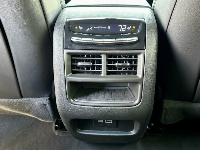 2025 Cadillac XT5 Premium Luxury - Photo 19