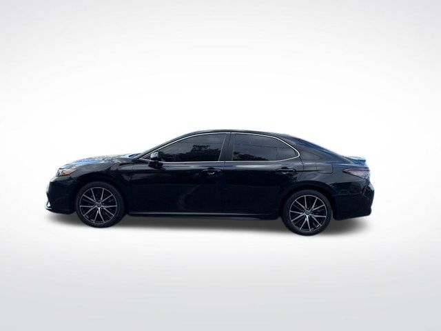 2021 Toyota Camry SE photo 4