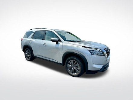 2025 Nissan Pathfinder SV SUV
