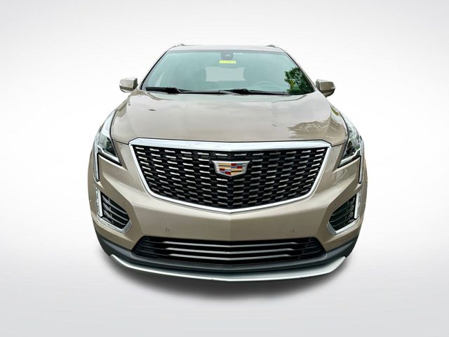 2022 Cadillac XT5 Premium Luxury photo 2