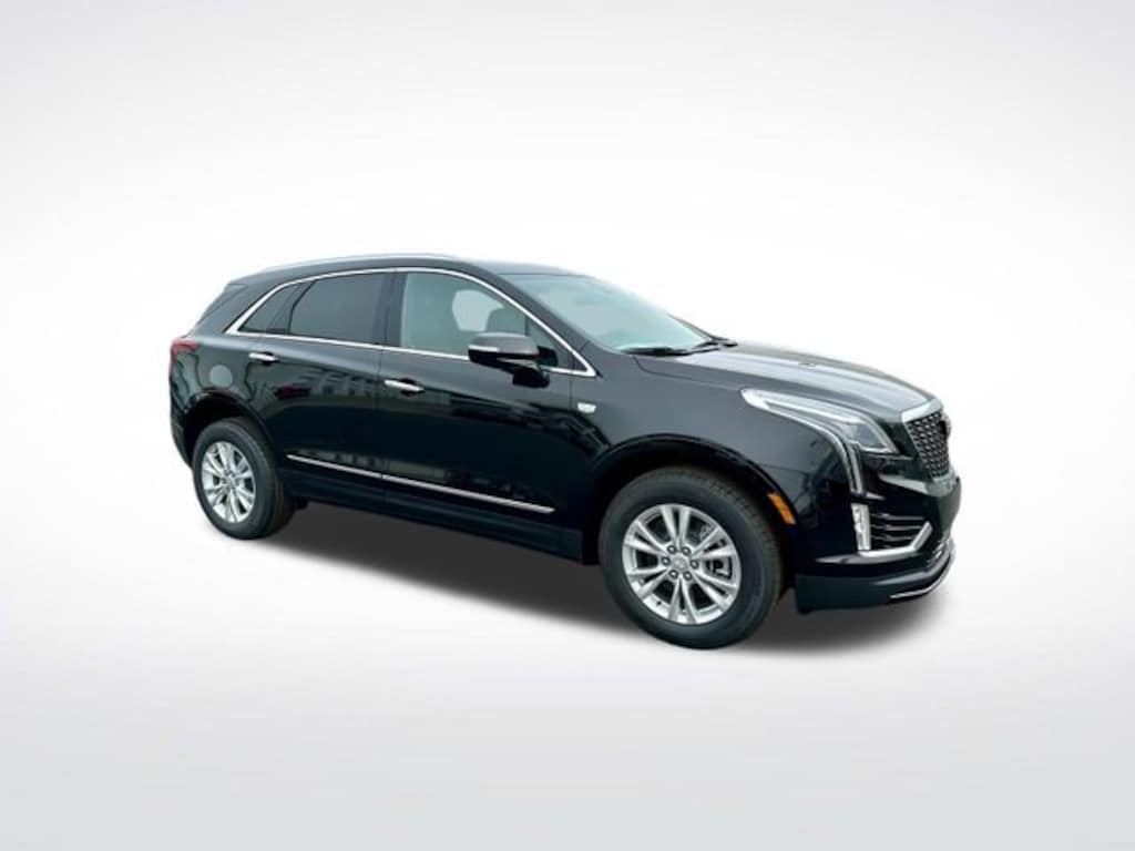 New 2026 CADILLAC XT5 Luxury SUV