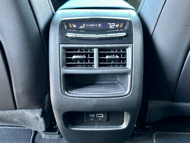2026 Cadillac XT5 Premium Luxury - Photo 18
