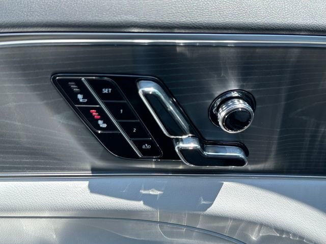 2025 Cadillac LYRIQ Sport 1 - Photo 12