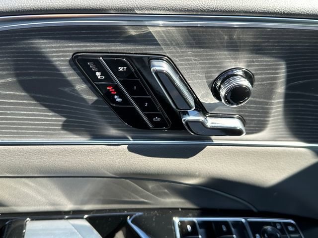 2025 Cadillac LYRIQ Sport 1 - Photo 12