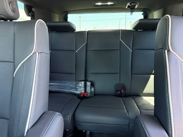 2026 Cadillac Escalade Sport - Photo 18
