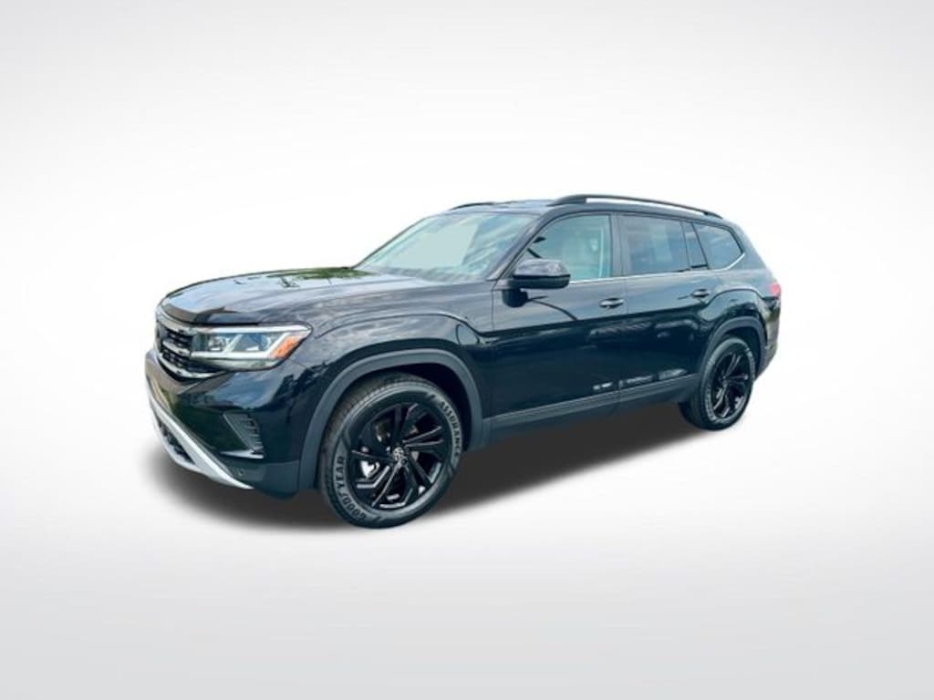 Used 2023 Volkswagen Atlas 2.0T SE w/Technology SUV