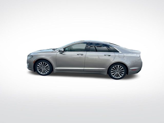 2020 Lincoln MKZ Standard photo 4