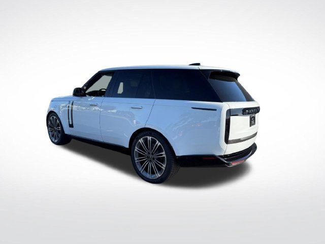 Used 2025 Land Rover Range Rover P400 SE SUV