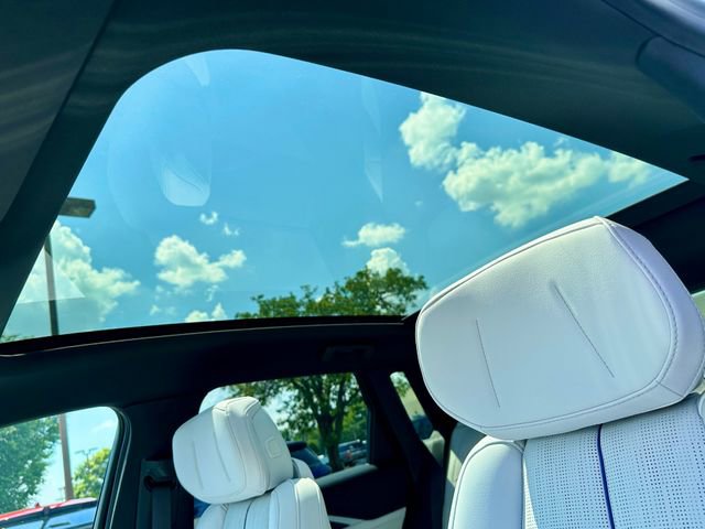 2025 Cadillac LYRIQ Sport 1 - Photo 16