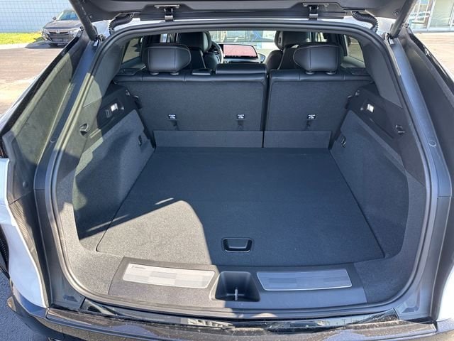 2025 Cadillac LYRIQ Sport 1 - Photo 22