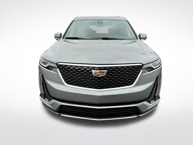 2025 Cadillac XT6 Luxury photo 2