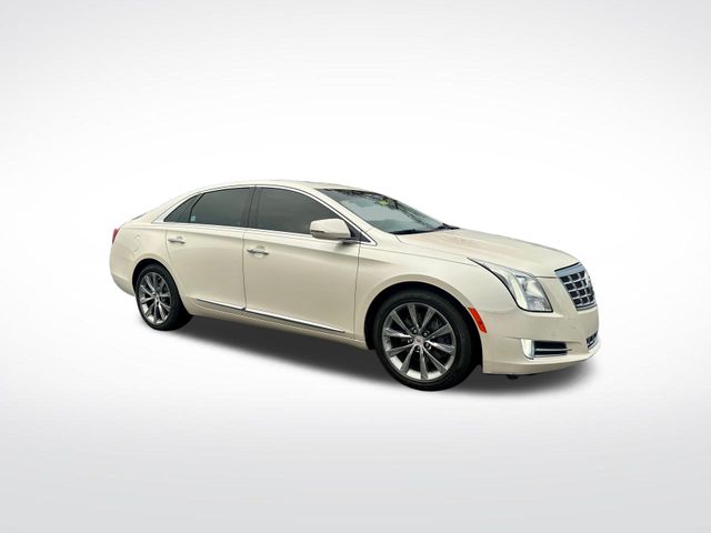 2013 Cadillac XTS Luxury Collection's photo