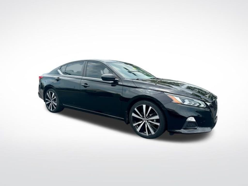 Used 2021 Nissan Altima 2.5 SR Sedan