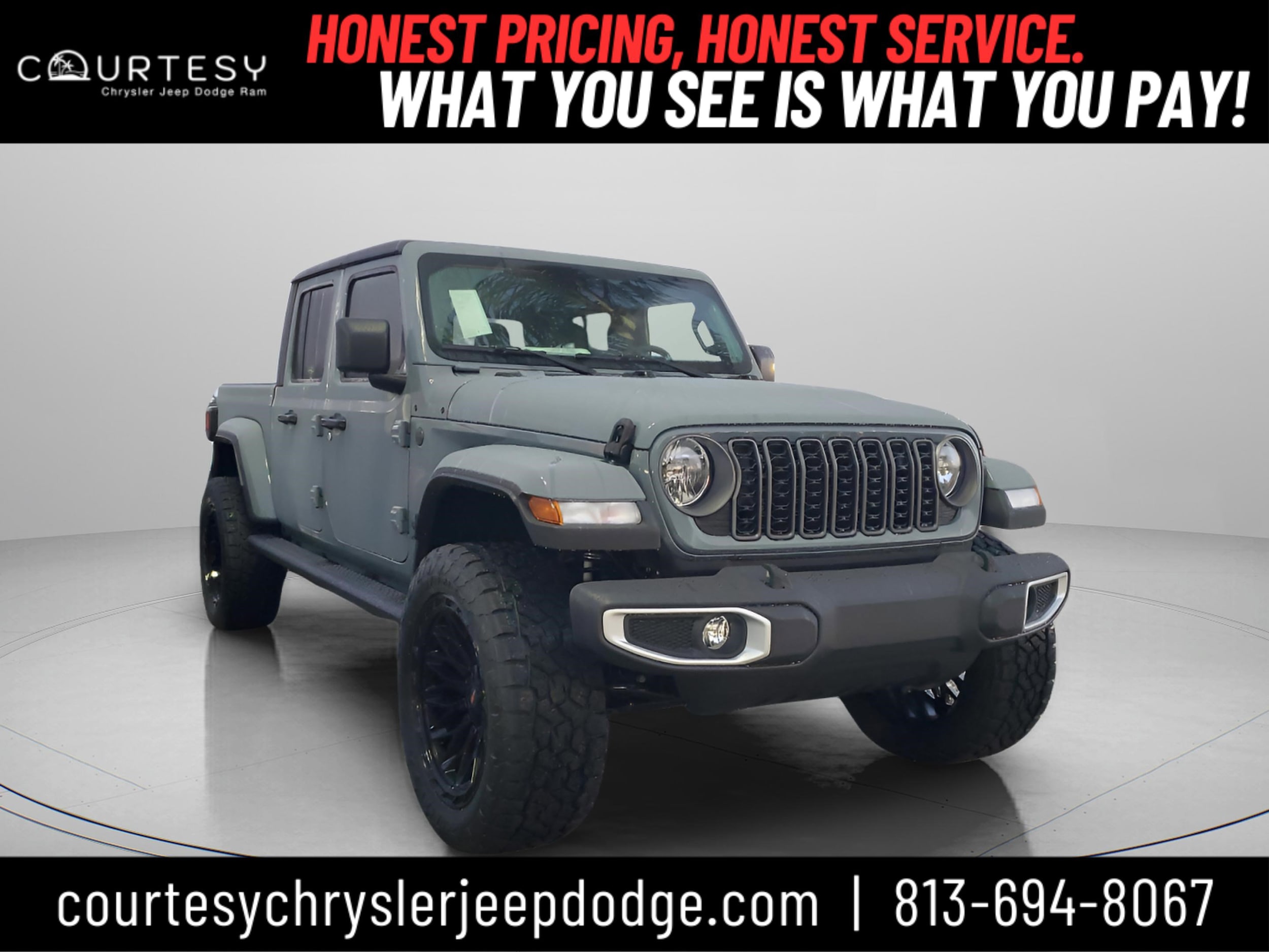 2025 Jeep Gladiator Sport S's photo