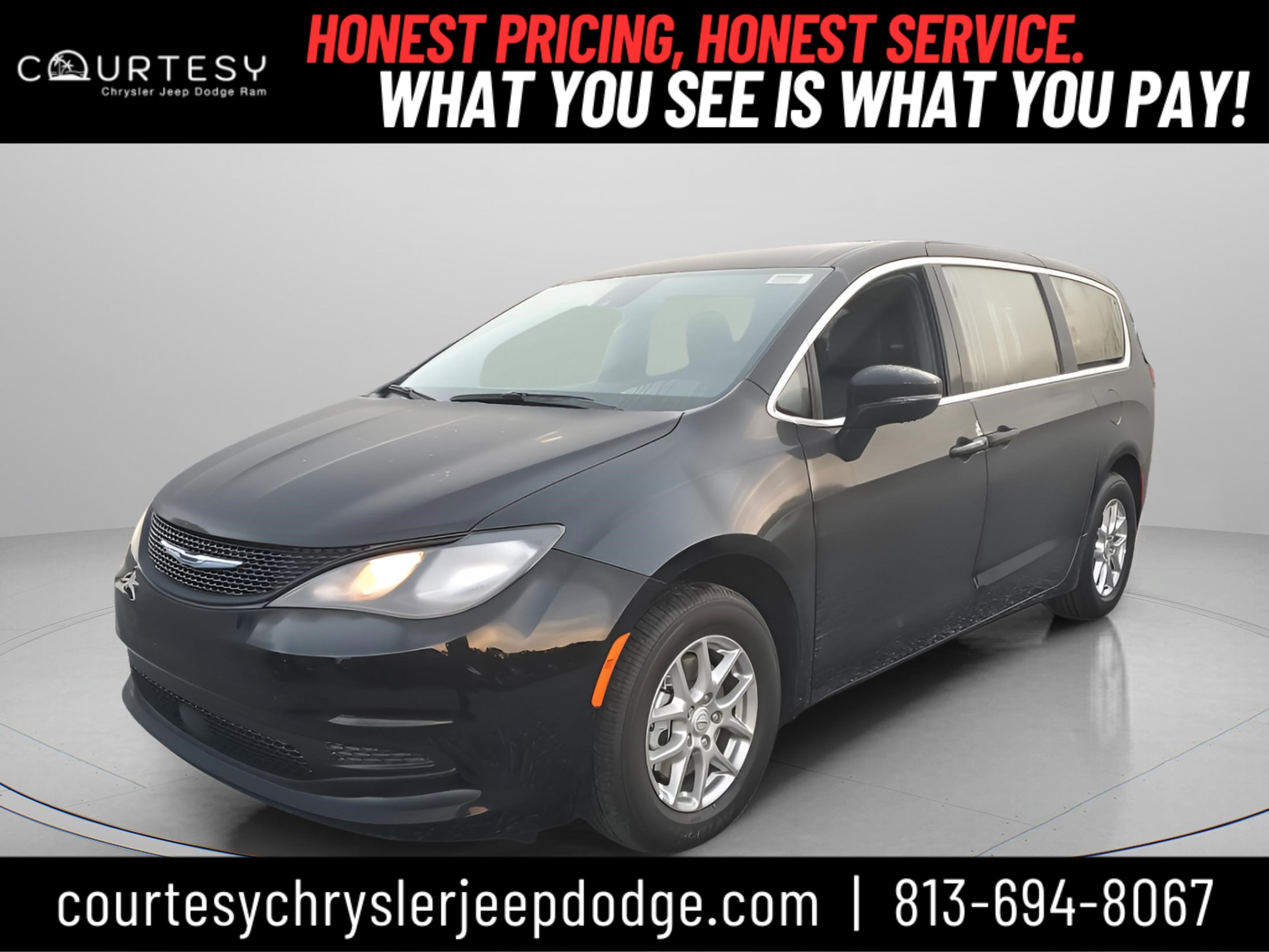 2026 Chrysler Voyager LX's photo