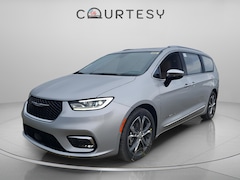 2026 Chrysler Pacifica PINNACLE Passenger Van