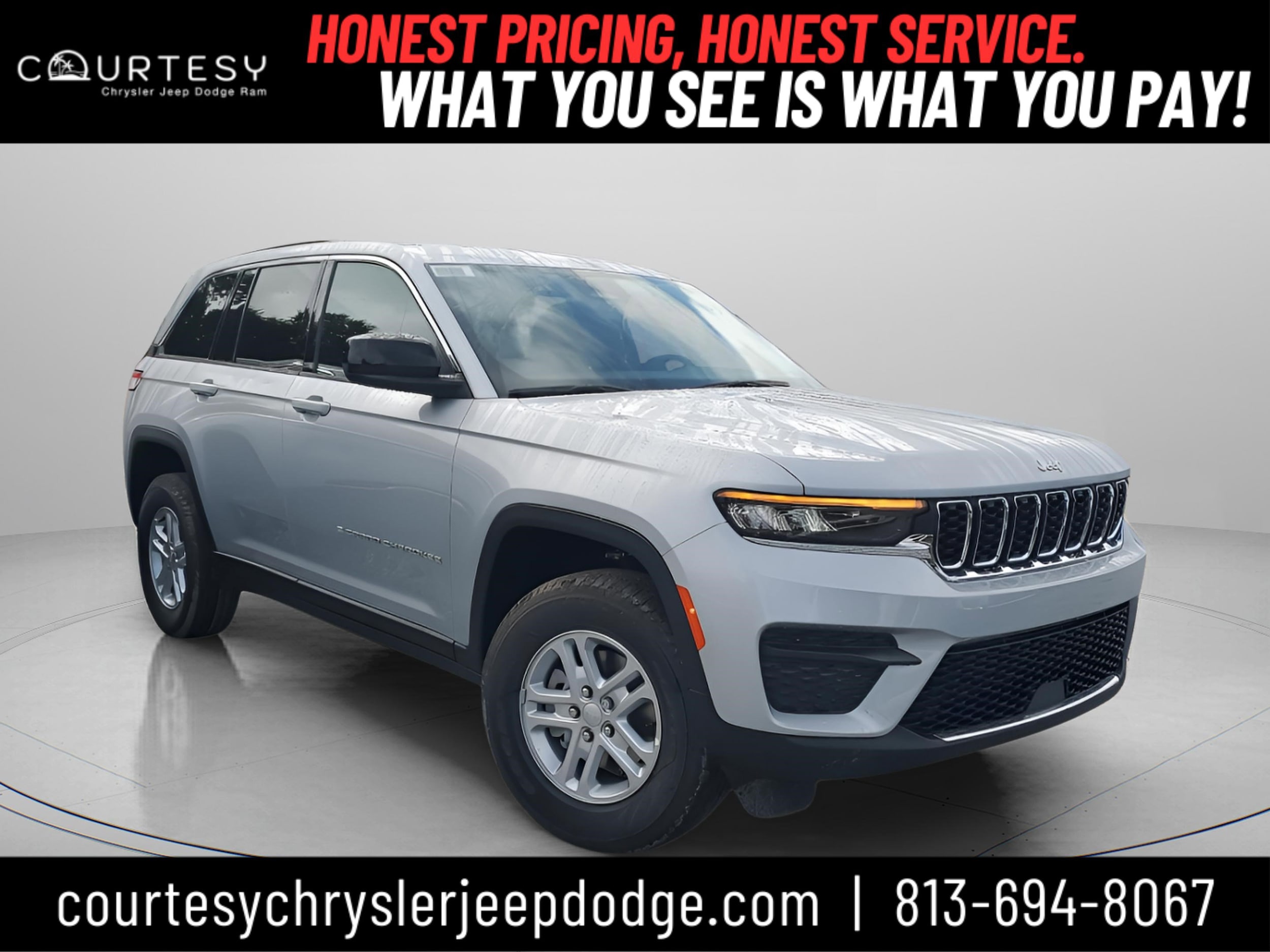 2025 Jeep Grand Cherokee Laredo's photo