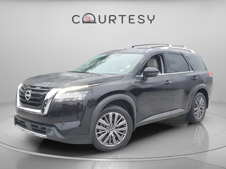 2022 Nissan Pathfinder SL SL 2WD