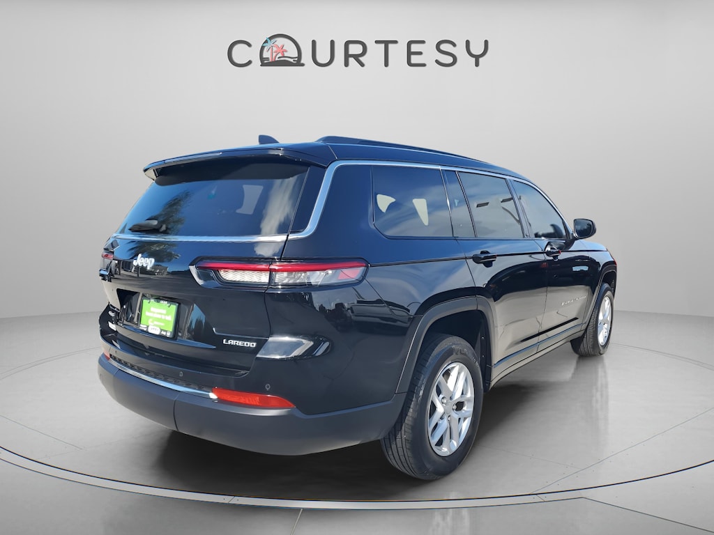Used 2025 Jeep Grand Cherokee L Laredo Laredo 4x4