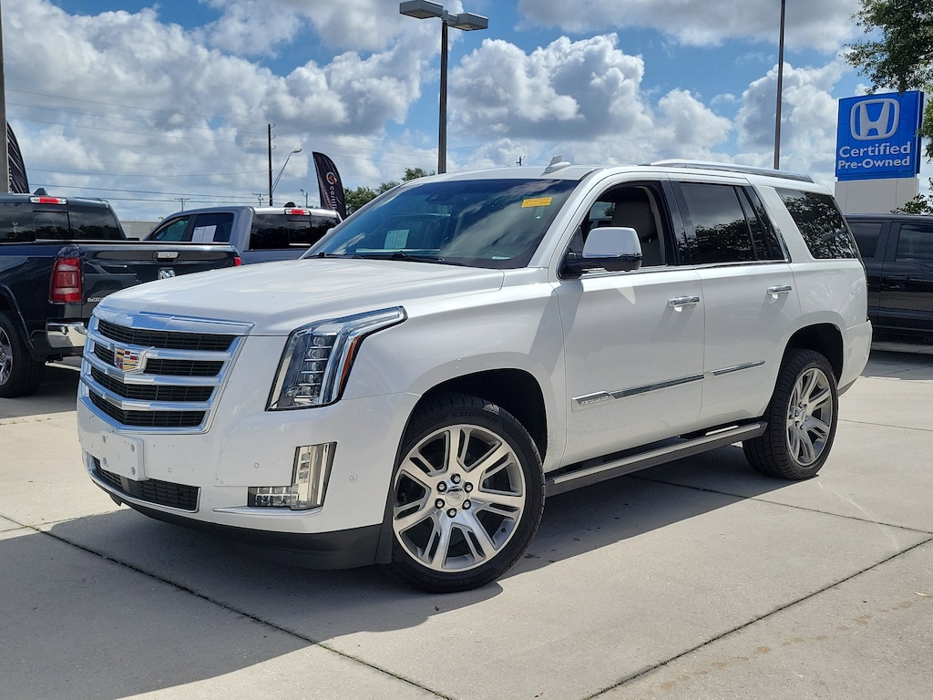 Used 2019 Cadillac Escalade Premium Luxury 4WD Premium Luxury